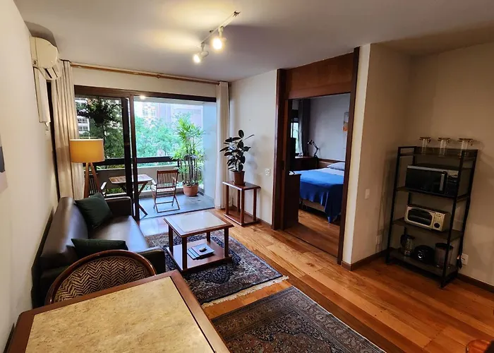 Lorena Residence - Cozy Flat With Balcony